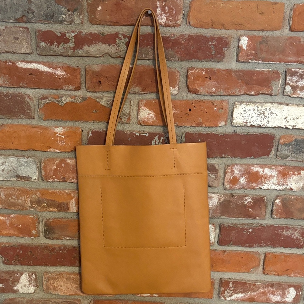 Madewell leather magazine tote